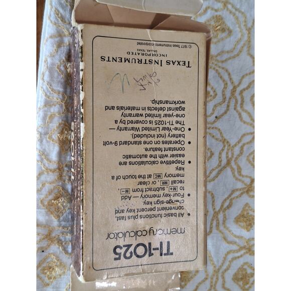 Texas Instruments TI-1025 Memory Calculator w/Box and Instructions- Works Great! - Picture 4 of 11